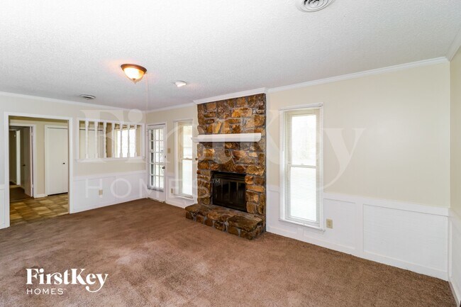 Building Photo - 2786 Dromedary Dr