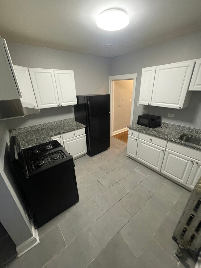Photo - 543 E 80th St Apartment
