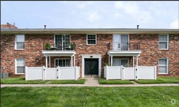 Building Photo - 4828 Westmar Terrace