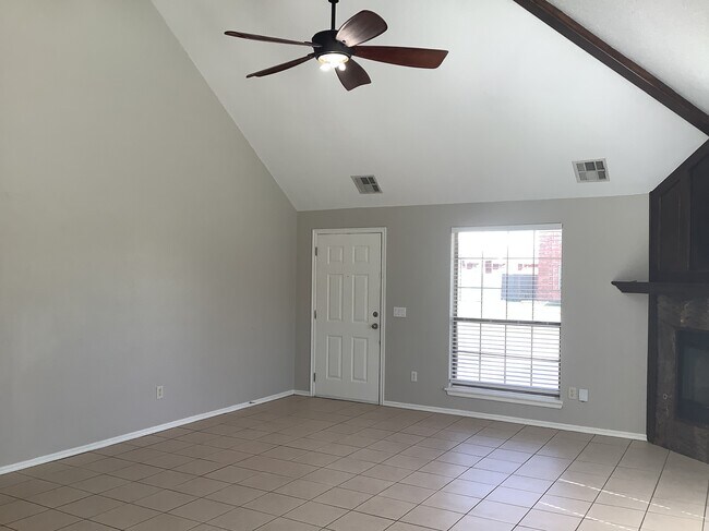 Foto del edificio - 1424 SW 23rd St