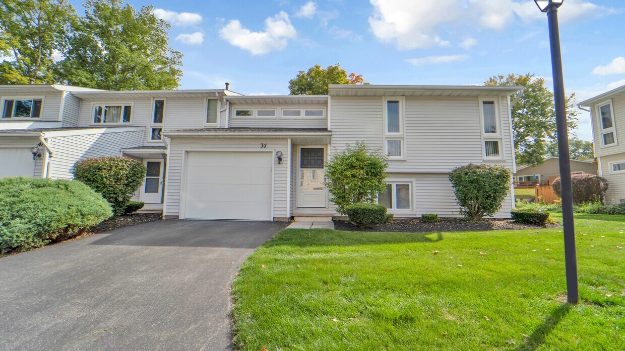 Foto principal - 37 Blue Ridge Rd