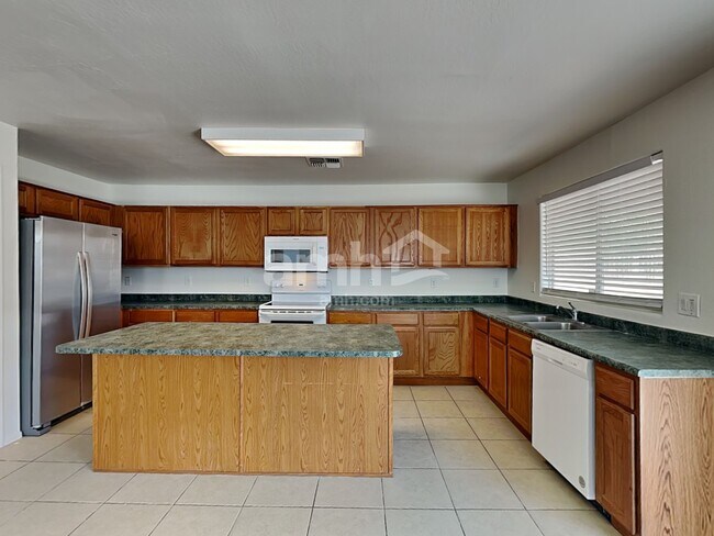 Foto del edificio - 6507 W Hughes Dr