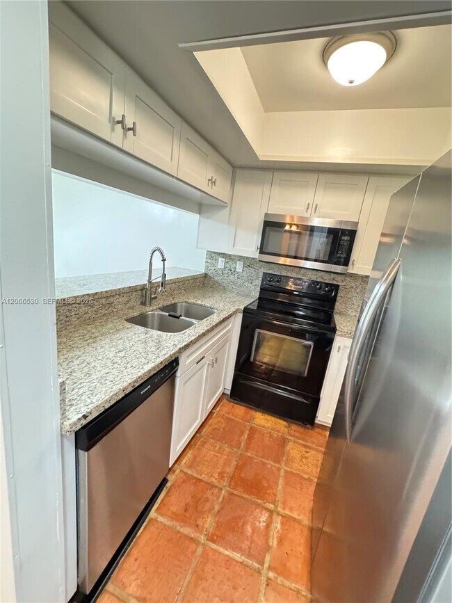 Foto del edificio - 8999 SW 123rd Ct
