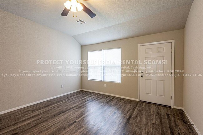 Foto del edificio - 500 W Fitchberg St