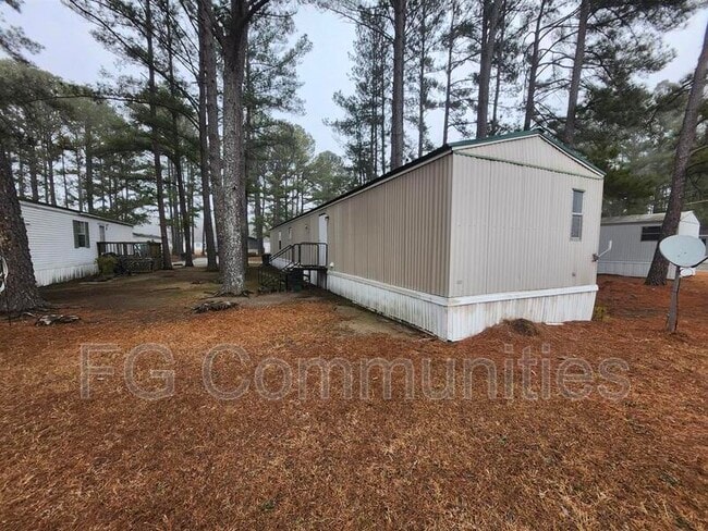 Building Photo - 2022 Keith Ln