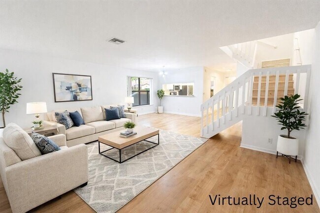 Foto del edificio - 3950 Cocoplum Cir