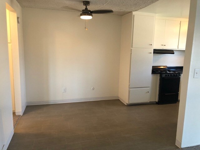 Updated Flooring - 2677 Marathon Dr