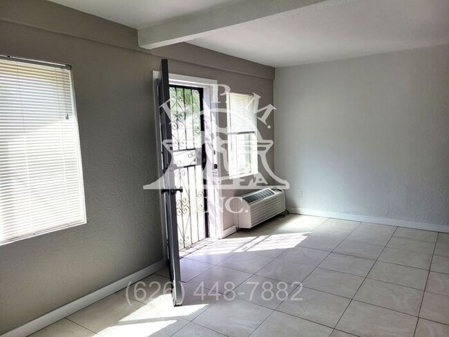 Building Photo - Charming 1-Bedroom Back House in El Monte,...