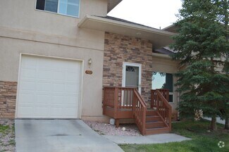 Building Photo - 703 W Wood Trace