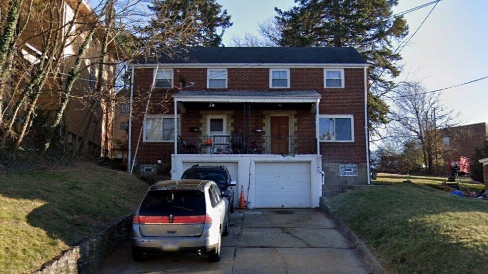 31 Marylea Ave, Brentwood, PA 15227 Townhome Rentals in Brentwood PA