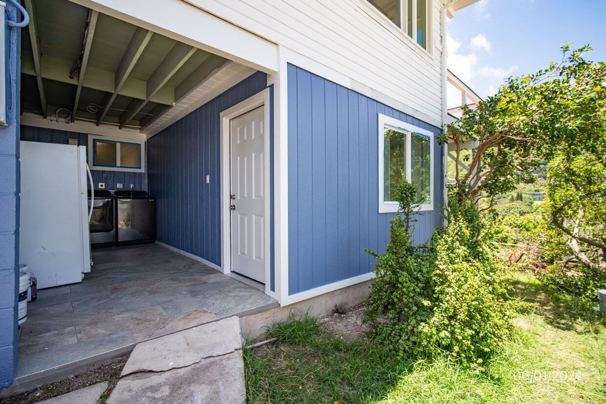 735 Ahuwale St, Honolulu, HI 96821 House Rental in Honolulu, HI