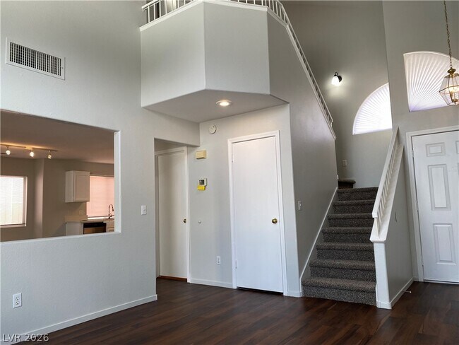 Foto del edificio - 1904 Cedar Bluffs Way