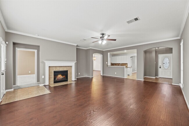 Foto del edificio - 15403 Redbud Dale Ct