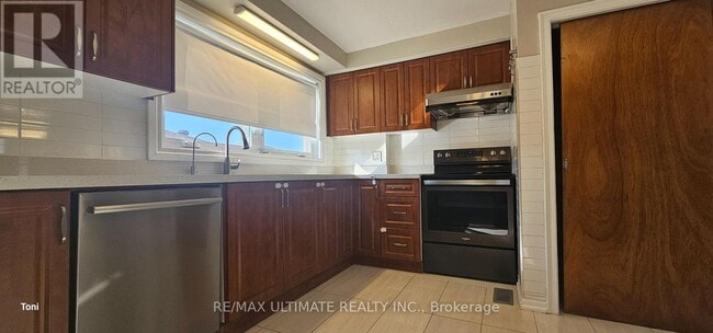 Building Photo - 187 Epsom Downs Dr