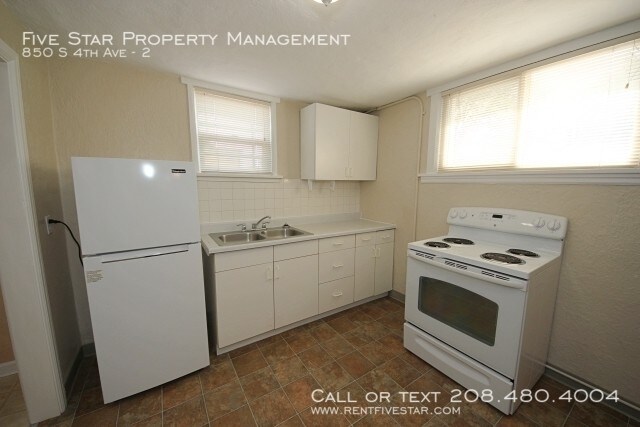 Building Photo - 850 S 4th Ave