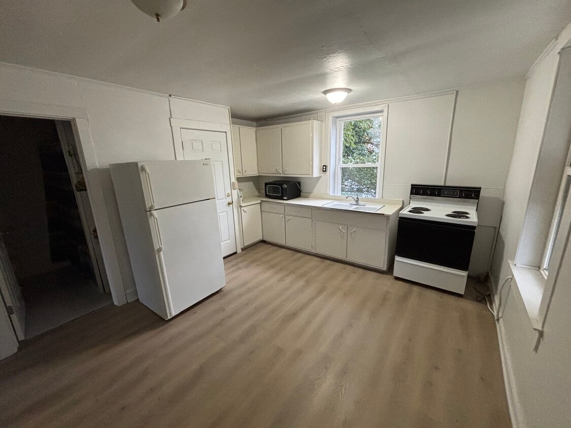 Foto principal - 178 Sassafras St