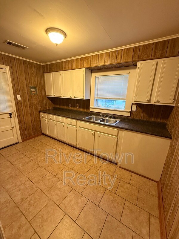 Foto del edificio - 1108 S Greer St