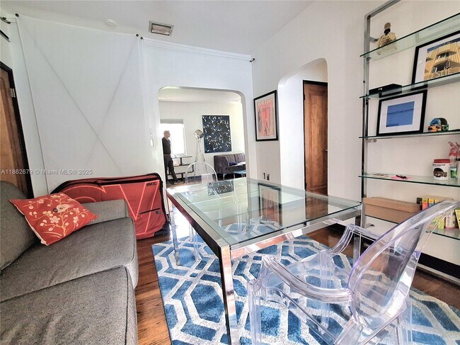 Foto del edificio - 1227 Meridian Ave