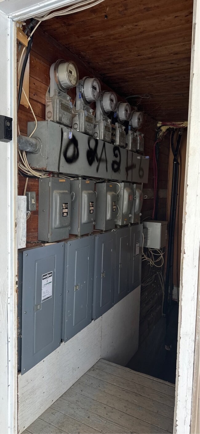 Building Photo - 2 Rue Lainey