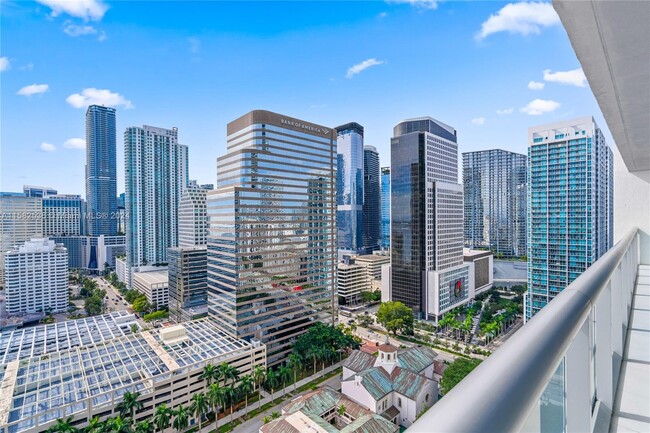 Foto del edificio - 495 Brickell Ave