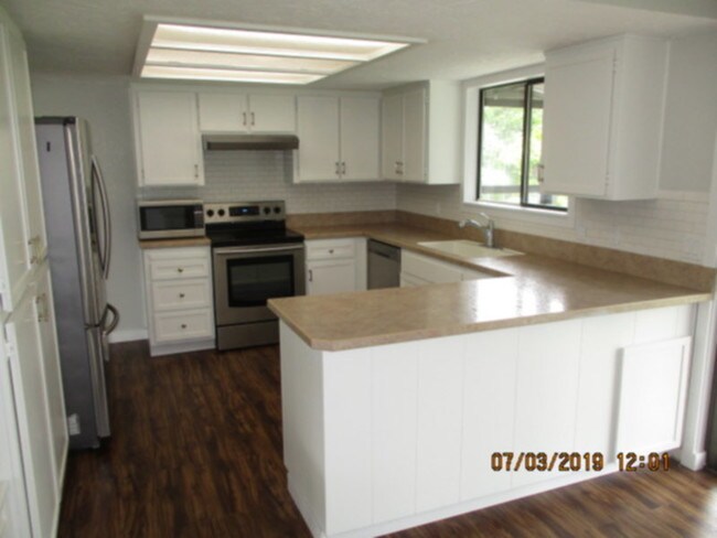 Building Photo - 40 Meadow Lark Ln