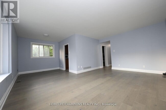 Building Photo - 9 Stoney Creek Dr