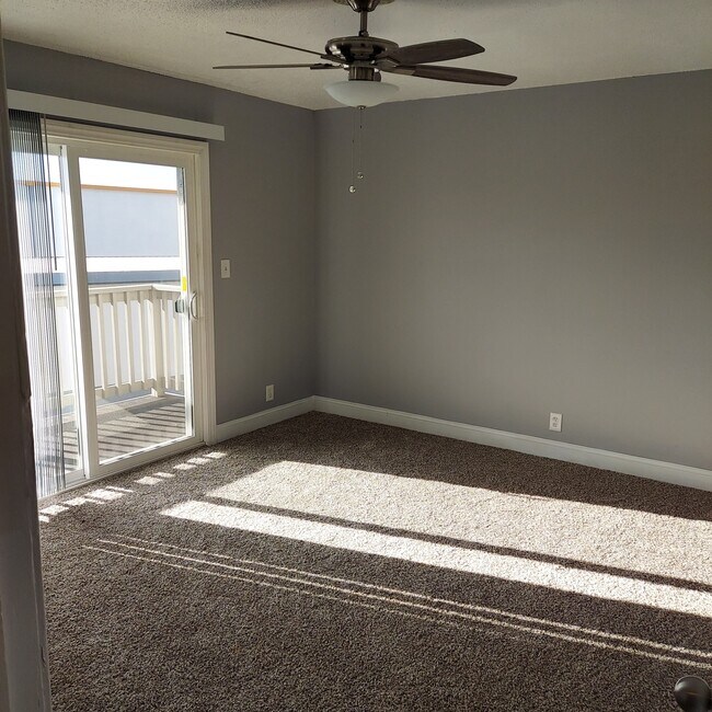 Villa Grove Apartments Castro Valley, CA