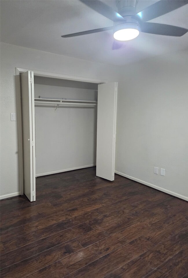 Building Photo - 1114 Augusta Dr