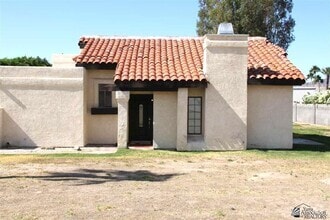 Building Photo - 10485 S Del Valle