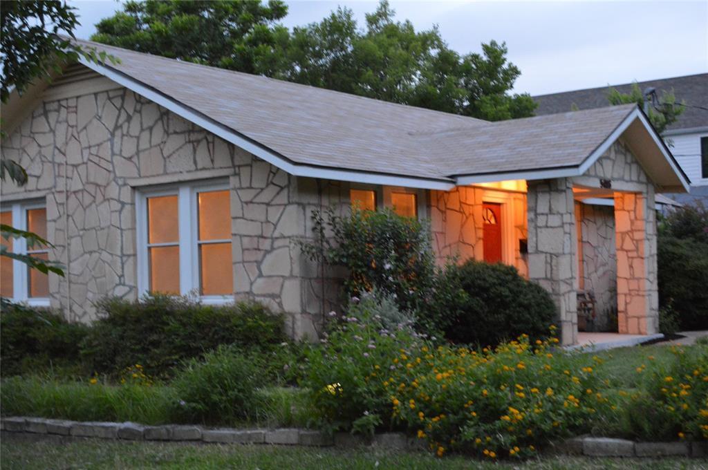 Foto principal - 5406 Woodrow Ave