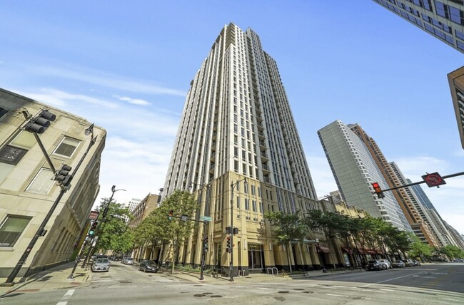 Foto del edificio - 1250 S Michigan Ave