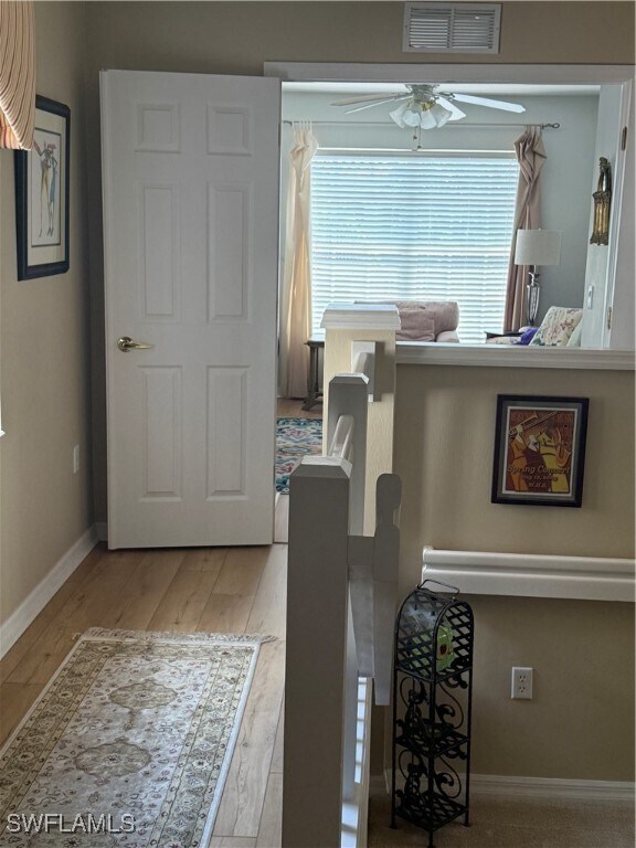 Foto del edificio - 1380 Tiffany Ln