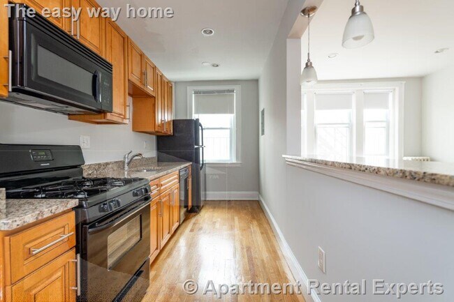 Foto del edificio - 136 Highland Ave