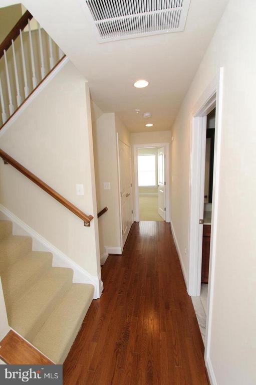 Foto del edificio - 8043 Reserve Way