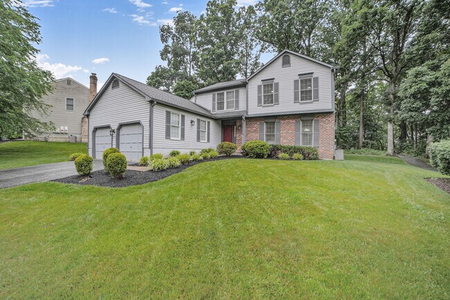 Foto del edificio - 18420 Shady View Ln