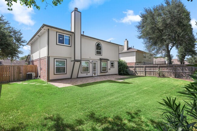 Foto del edificio - 602 Oak Briar Dr
