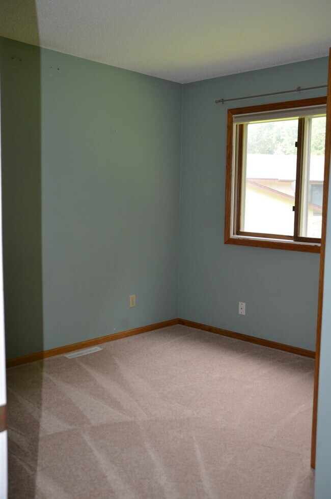 Foto del edificio - 14016 Candlewood Cir NE