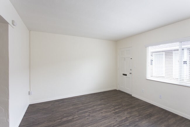 Foto del edificio - Ocean Beach: Cottage Style One Bedroom w/ ...