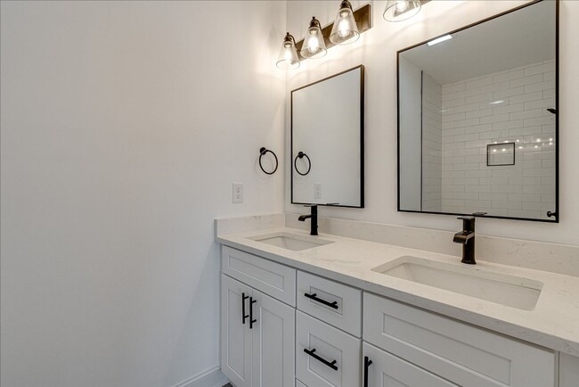 Building Photo - Brand New 3BR/2BA Home for Rent – Modern C...
