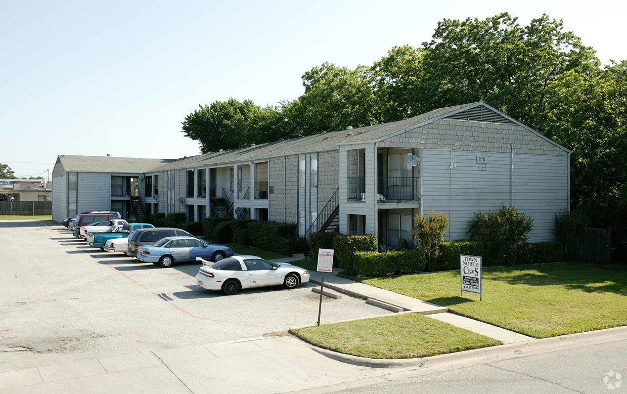 Building Photo - Town North Studio Apartments