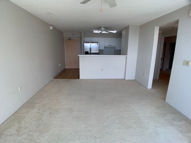 Building Photo - Salt Lake (Honolulu-Country Club Village 6) - 2 bed, 1 bath, 2 parking stalls