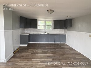 Building Photo - 17 15th St