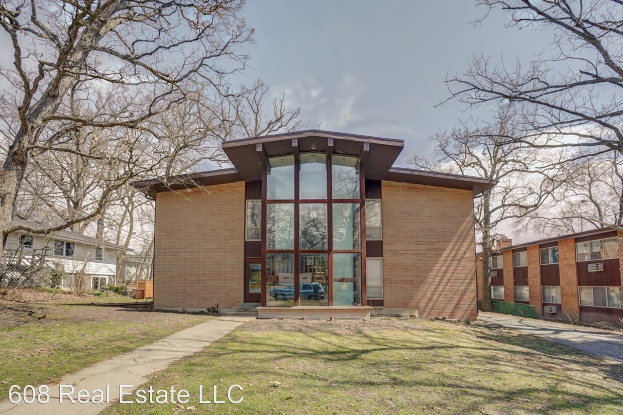 Foto principal - 6206-6206 Eastgate Rd