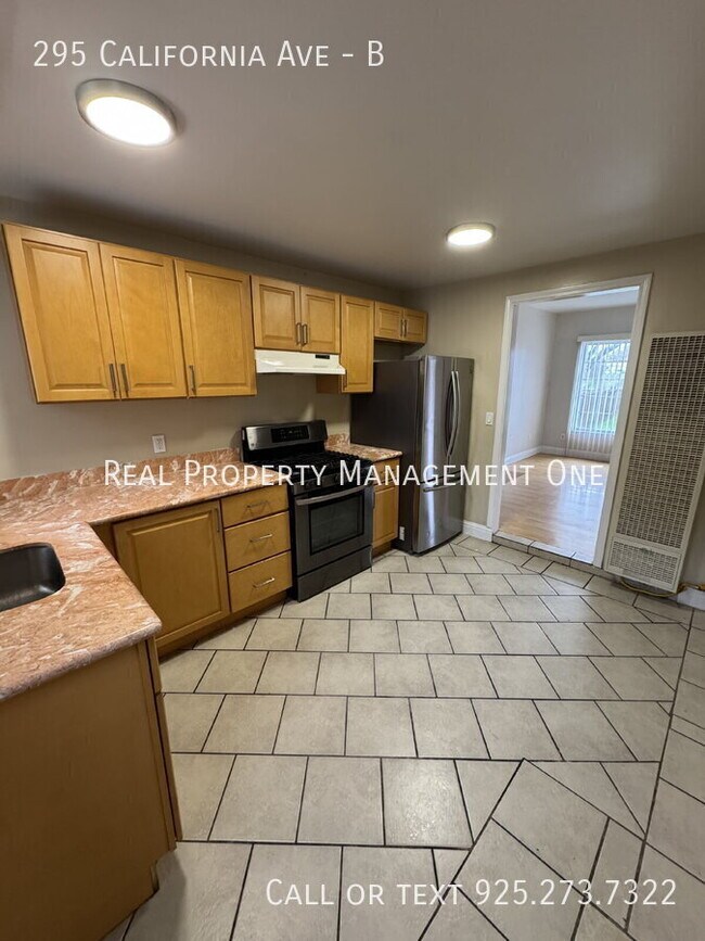 Foto del edificio - 295 California Ave