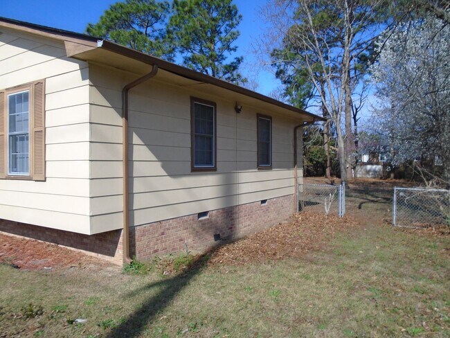 Foto del edificio - Warrenwood Estates