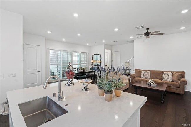 Building Photo - 27129 W Purple Sage Ct