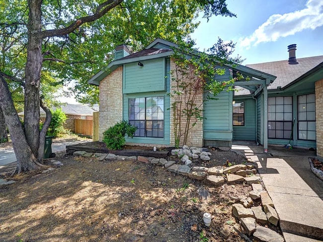 Photo - 2520 Limestone Dr House