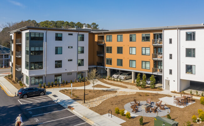 Foto del edificio - Chatham Walk