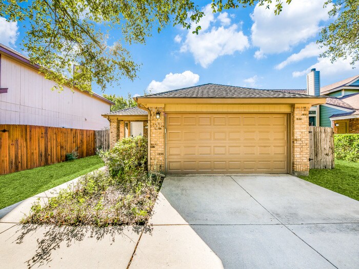 Primary Photo - San Antonio, TX - House - $1,695.00 Availa...