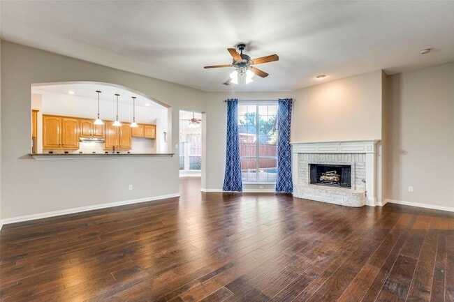 Photo - 4312 Helston Dr House